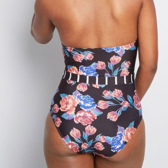 New ModCloth Black Floral Swimsuit - Picture 4 of 6